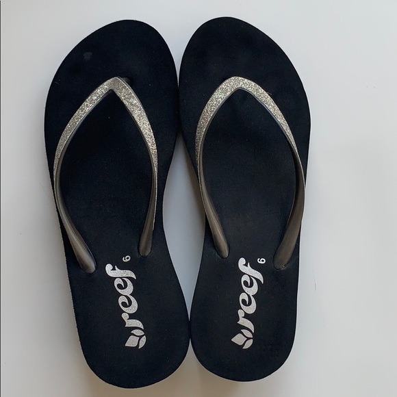 Reef Shoes - Reef wedge flip flop